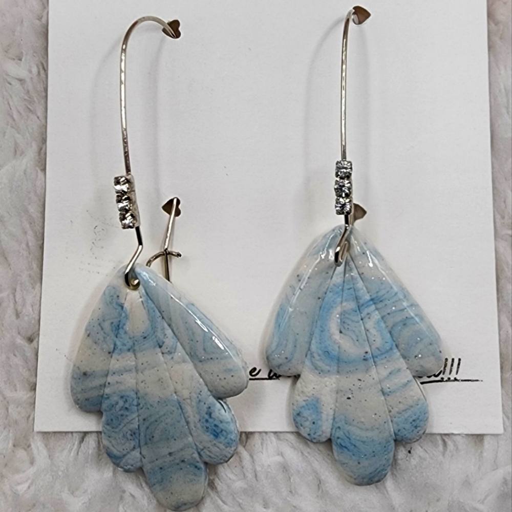 CLAY EARRING/handmade/hypoallergenic/polymer clay/lighweight.